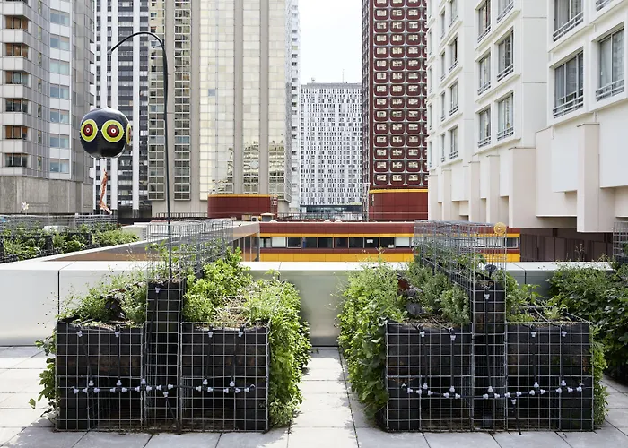 Yooma Urban Lodge Tour Eiffel Parijs